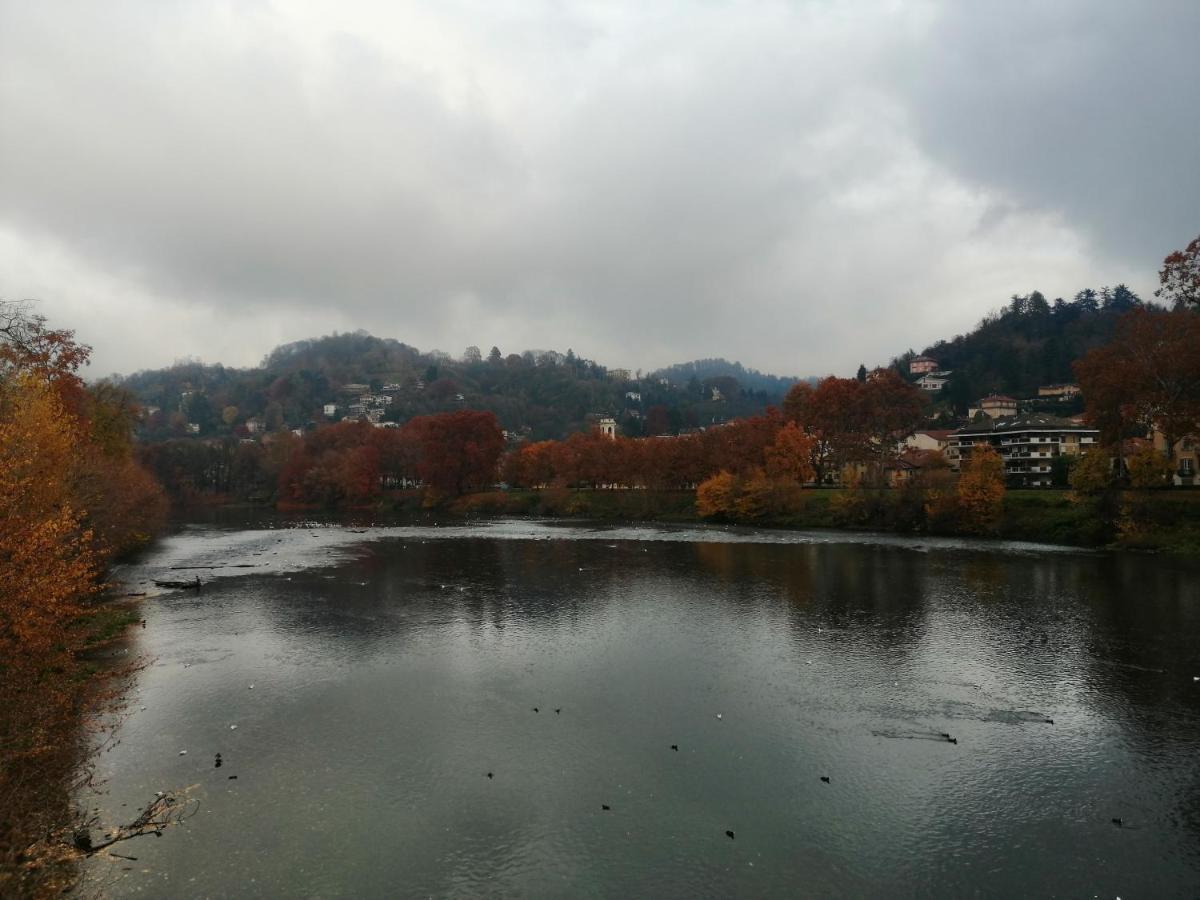 Appartamento Lungo Fiume Turin Exterior foto
