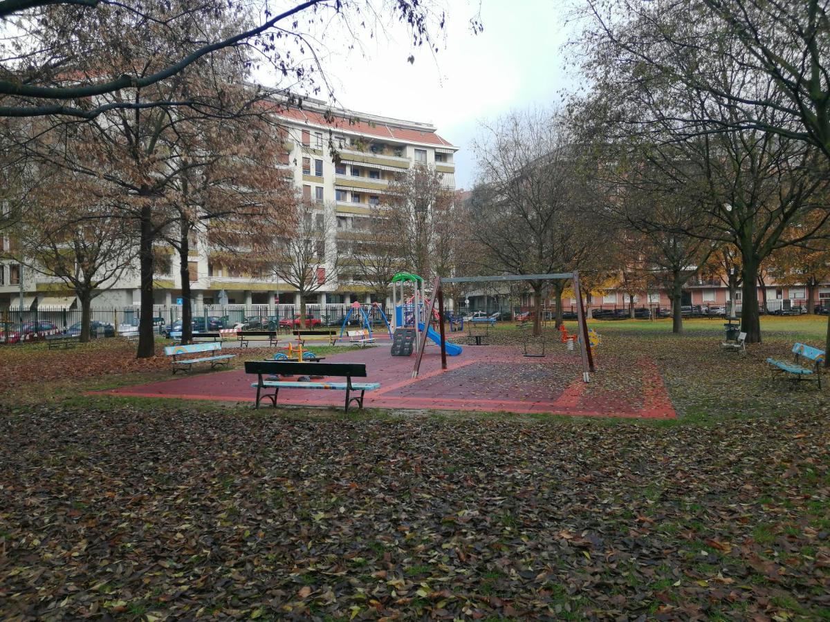 Appartamento Lungo Fiume Turin Exterior foto