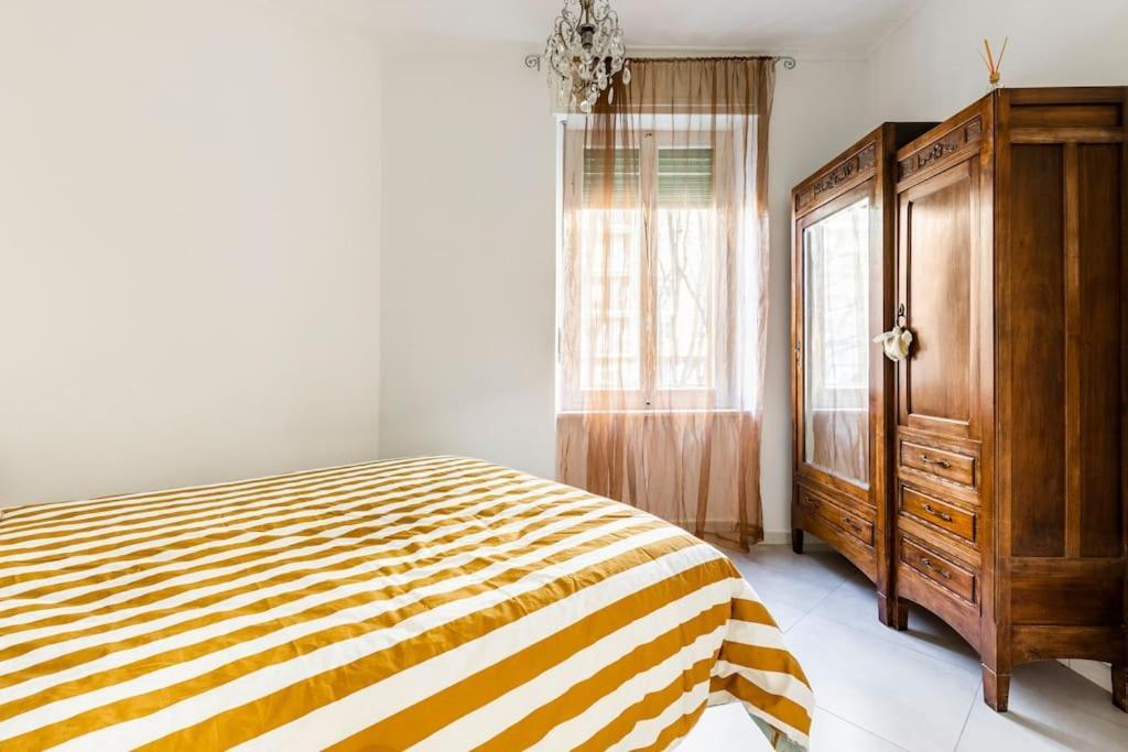 Appartamento Lungo Fiume Turin Exterior foto